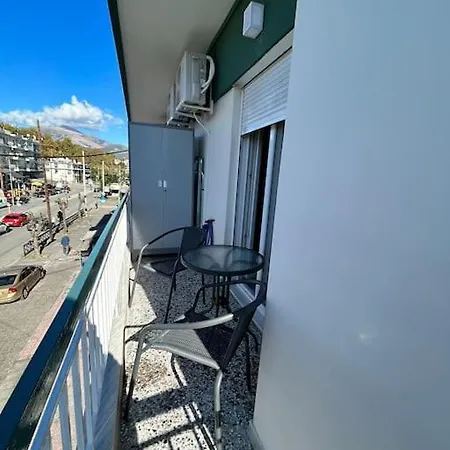 Km Ethnikis Amynis A Apartamento *